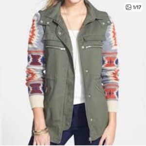 Quinn Jacket Women’s Green Utility Aztec Sleeves Hippie Boho western size small